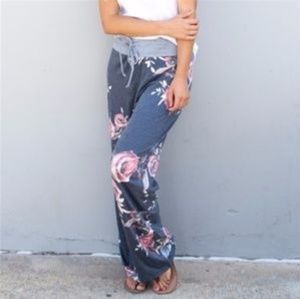 NWOT Women's Size Small Wide Leg Lounger Pants